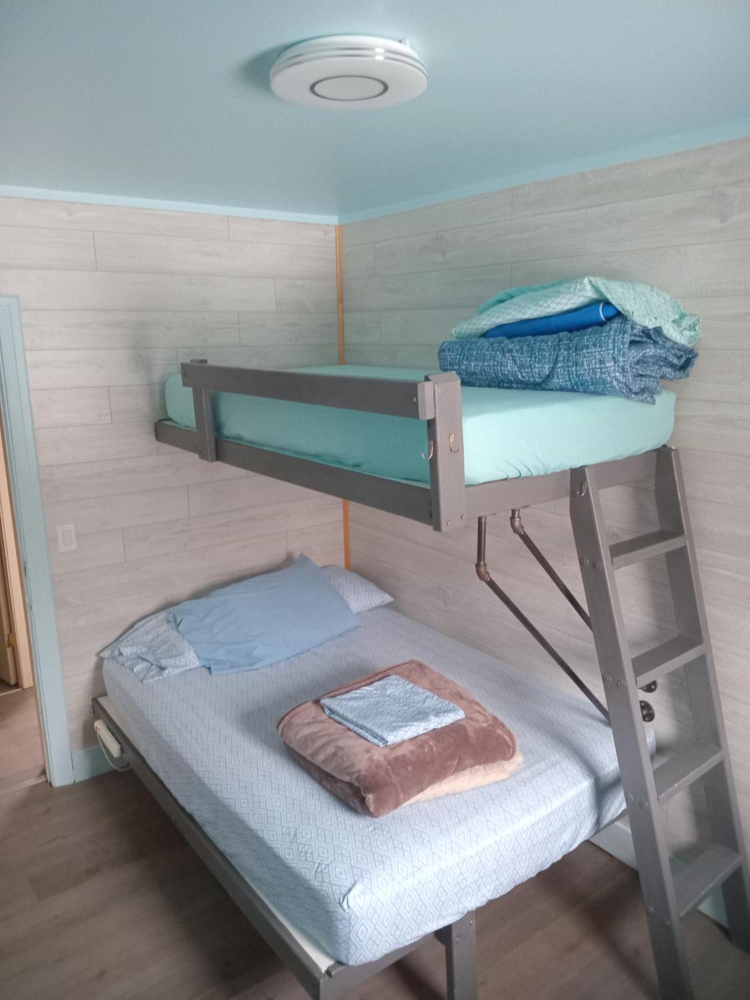 Auberge Jeunesse A Loulou Lévis Habitación foto